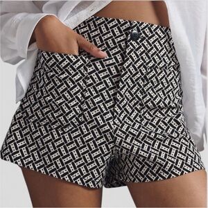Anthropologie Maeve The Colette Short Viscose Cotton Spandex Black White Sz 32